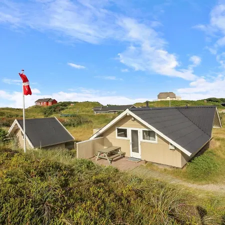 Holiday Halda - 300m From The Sea In Western Jutland By Interhome *